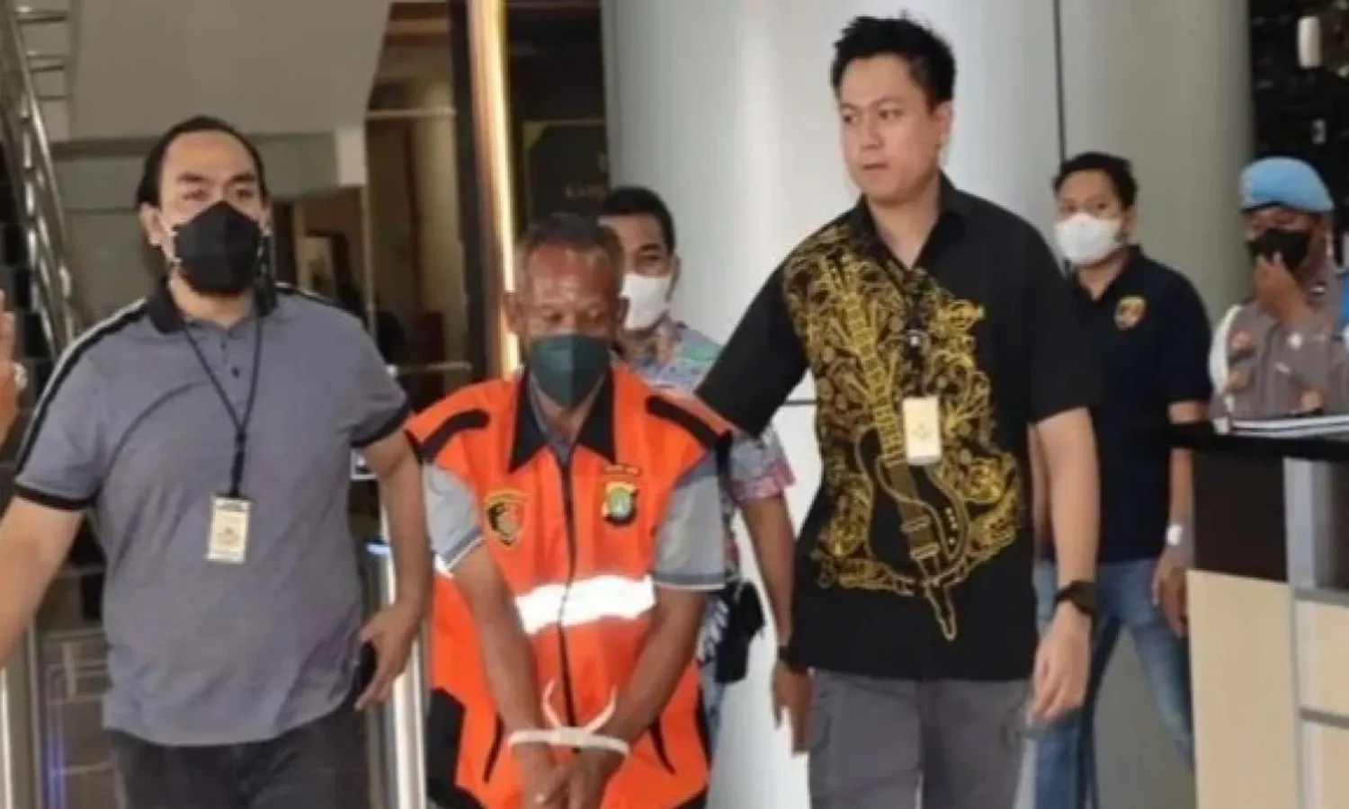 Pria Siram Air Keras ke Istri dan Anak hingga Tewas Ditangkap di Tangsel